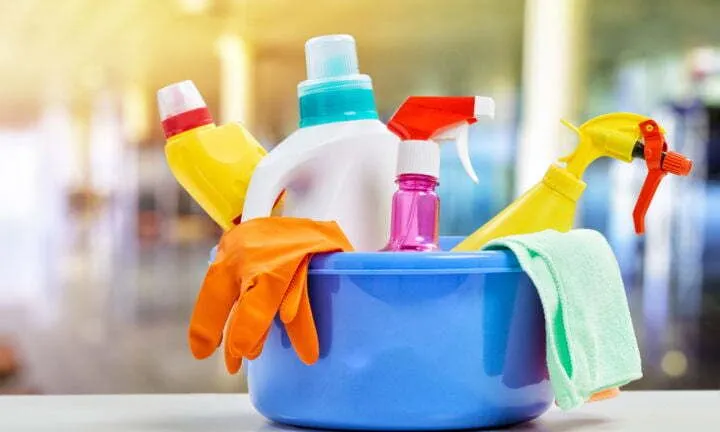 Schoonmaakmedewerker